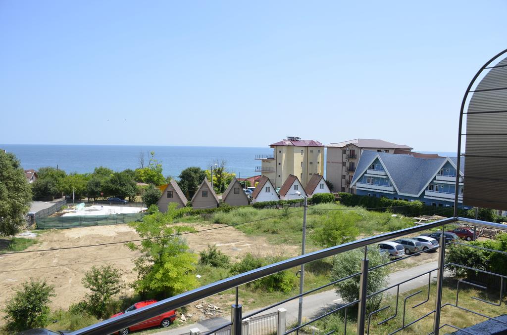 Vila Pacific Костинещи Екстериор снимка